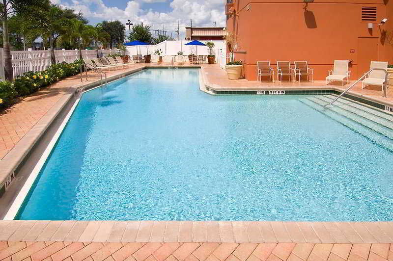 Holiday Inn Express & Suites - Nearest Universal Orlando By Ihg Екстер'єр фото